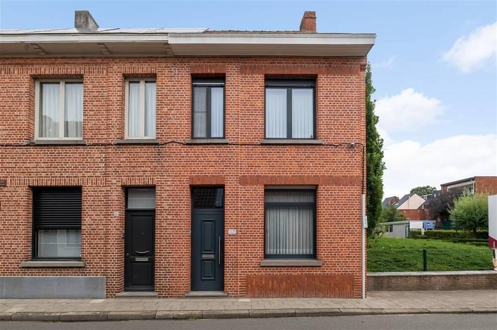 Huis te  koop in Turnhout 2300 199000.00€ 2 slaapkamers 124.00m² - Zoekertje 162200