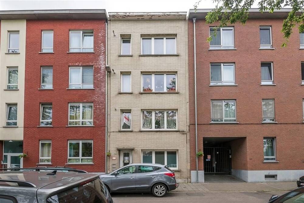 Appartement te  koop in Antwerpen 2060 145000.00€ 2 slaapkamers 75.00m² - Zoekertje 160552