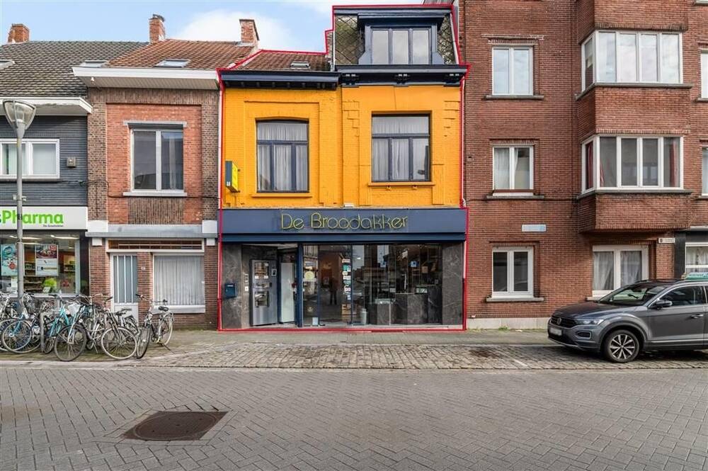Handelszaak te  koop in Turnhout 2300 299000.00€ 4 slaapkamers 454.00m² - Zoekertje 161886