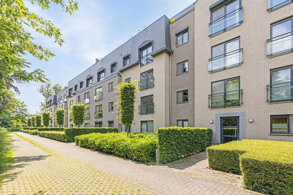Appartement te  koop in Berchem 2600 350000.00€ 2 slaapkamers 112.00m² - Zoekertje 161939