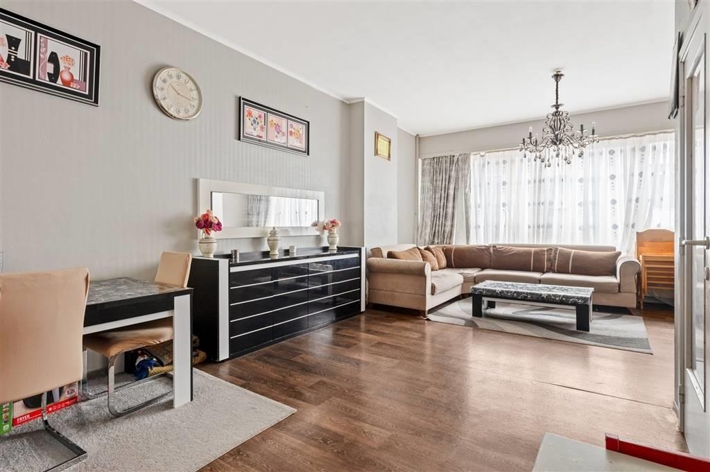 Huis te  koop in Antwerpen 2060 439000.00€ 3 slaapkamers 315.00m² - Zoekertje 161472