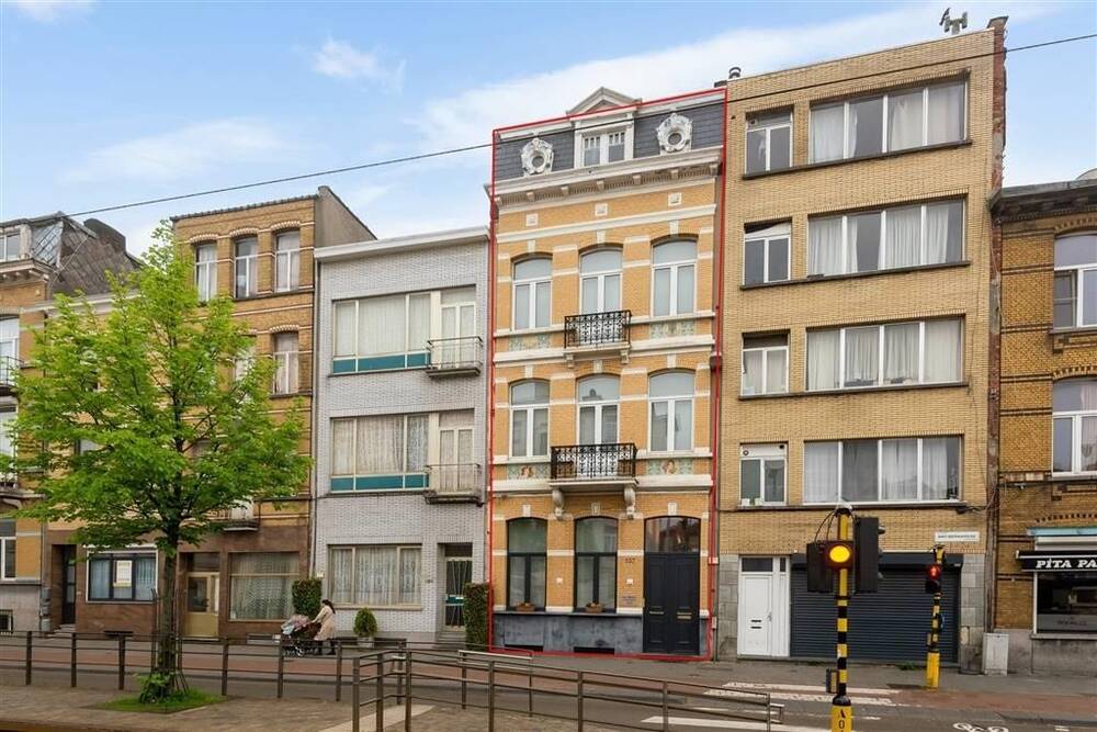 Huis te  koop in Antwerpen 2020 360000.00€ 4 slaapkamers 296.50m² - Zoekertje 161710