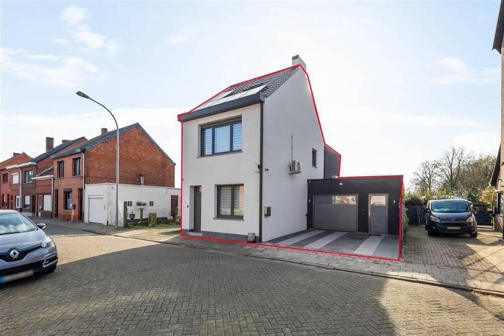 Huis te  koop in Turnhout 2300 485000.00€ 4 slaapkamers 245.00m² - Zoekertje 161992