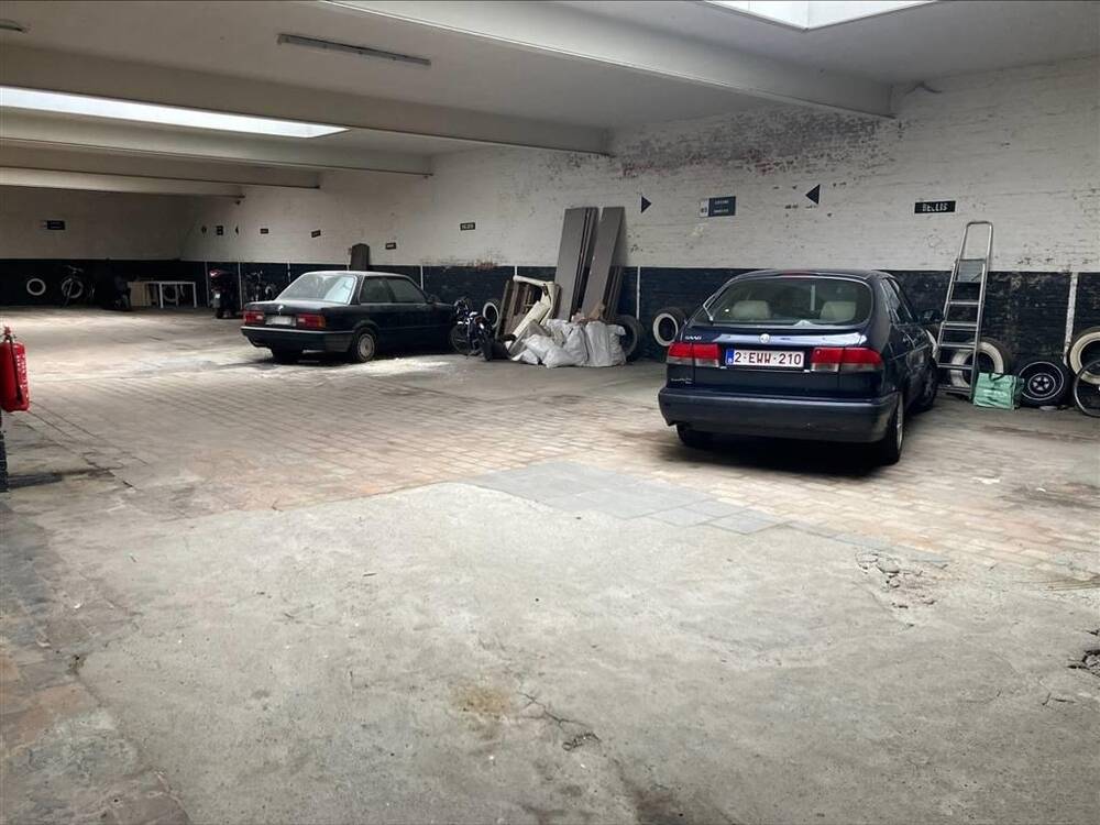Parking & garage te  koop in Antwerpen 2018 25000.00€  slaapkamers m² - Zoekertje 161732