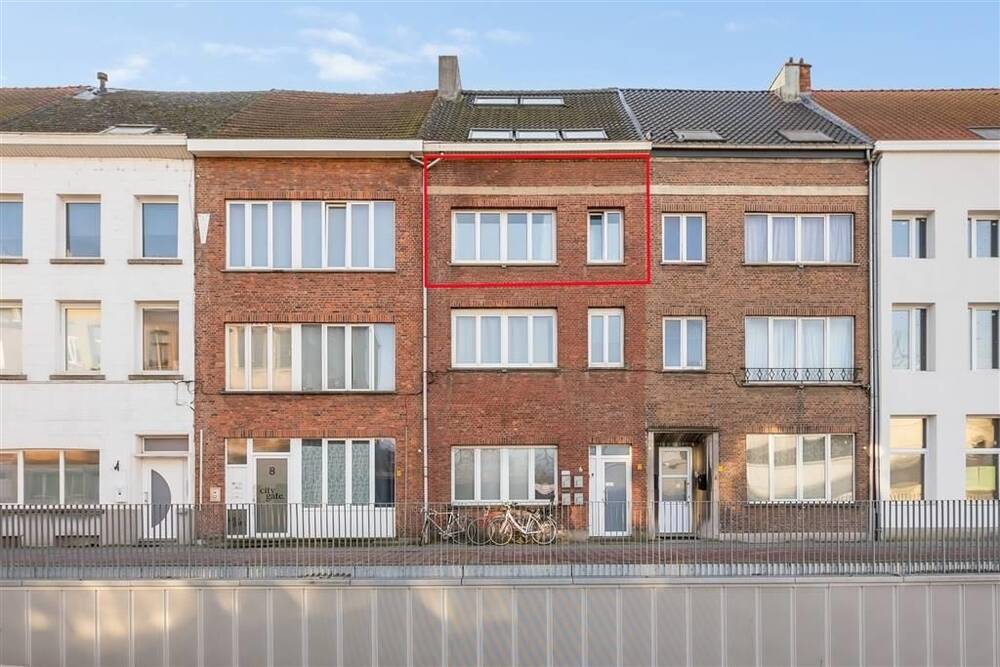 Appartement te  koop in Mechelen 2800 210000.00€ 1 slaapkamers 74.00m² - Zoekertje 161263