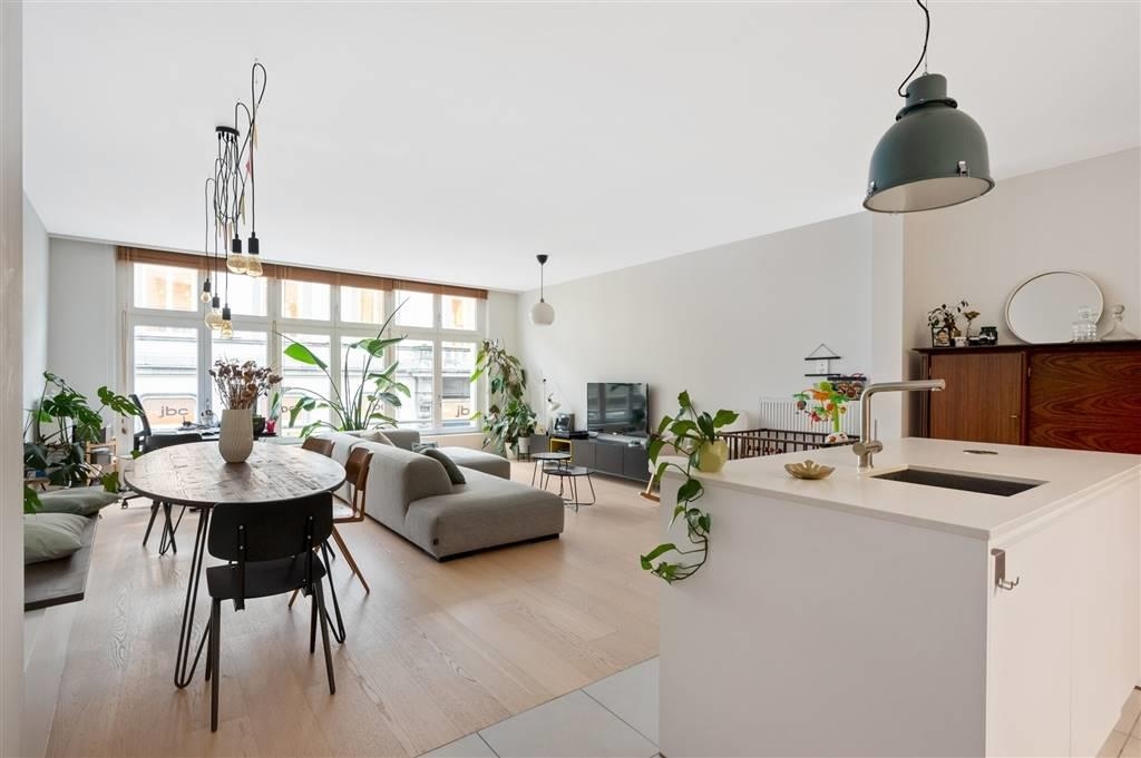 Appartement te  koop in Mechelen 2800 349000.00€ 1 slaapkamers 108.00m² - Zoekertje 161261