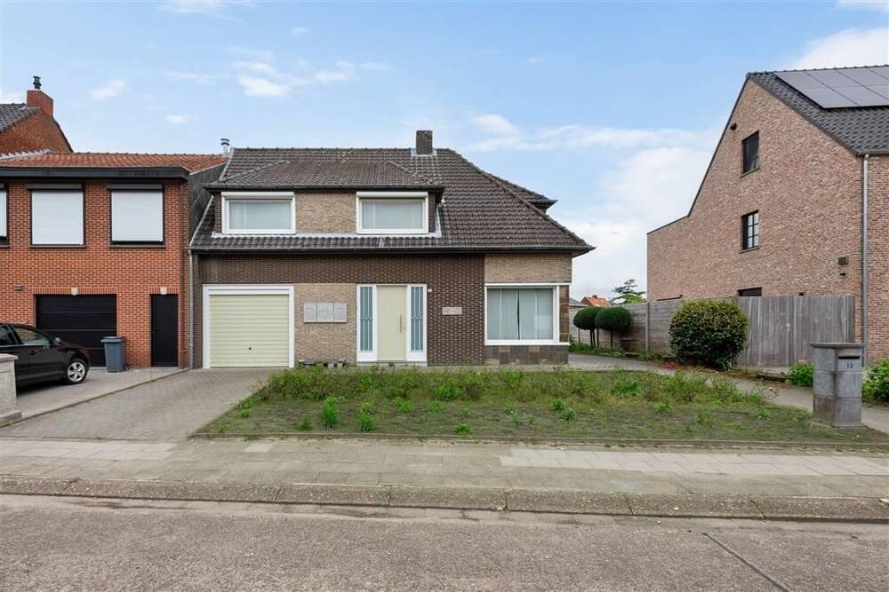 Huis te  koop in Turnhout 2300 319000.00€ 3 slaapkamers 154.00m² - Zoekertje 161979