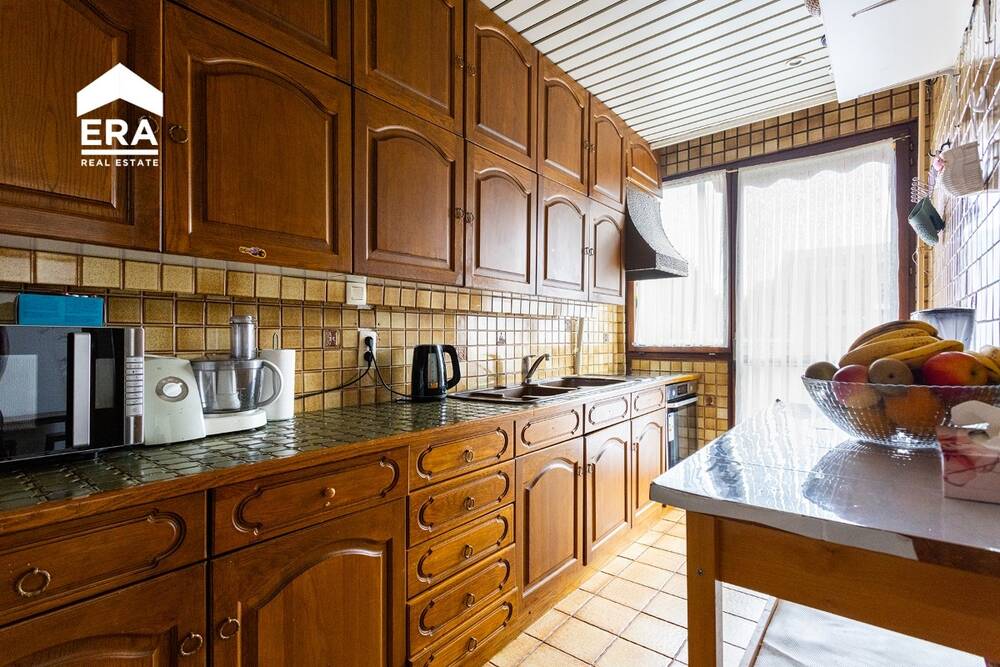 Appartement te  koop in Deurne 2100 199000.00€ 3 slaapkamers 93.00m² - Zoekertje 160661