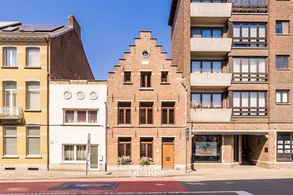 Huis te  koop in Mechelen 2800 980000.00€ 6 slaapkamers 320.00m² - Zoekertje 164443
