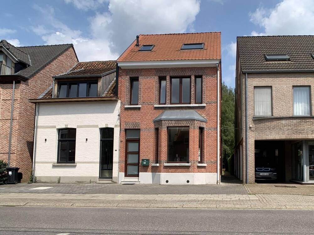 Huis te  koop in 's Gravenwezel 2970 450000.00€ 3 slaapkamers 176.00m² - Zoekertje 164013