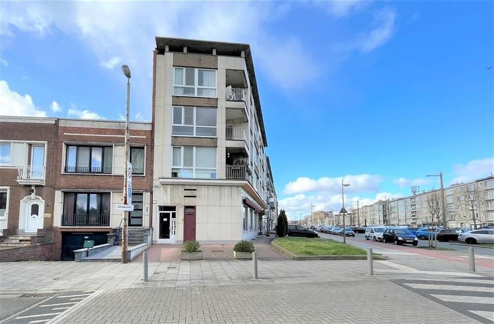 Appartement te  koop in Deurne 2100 195000.00€ 2 slaapkamers 78.00m² - Zoekertje 163654