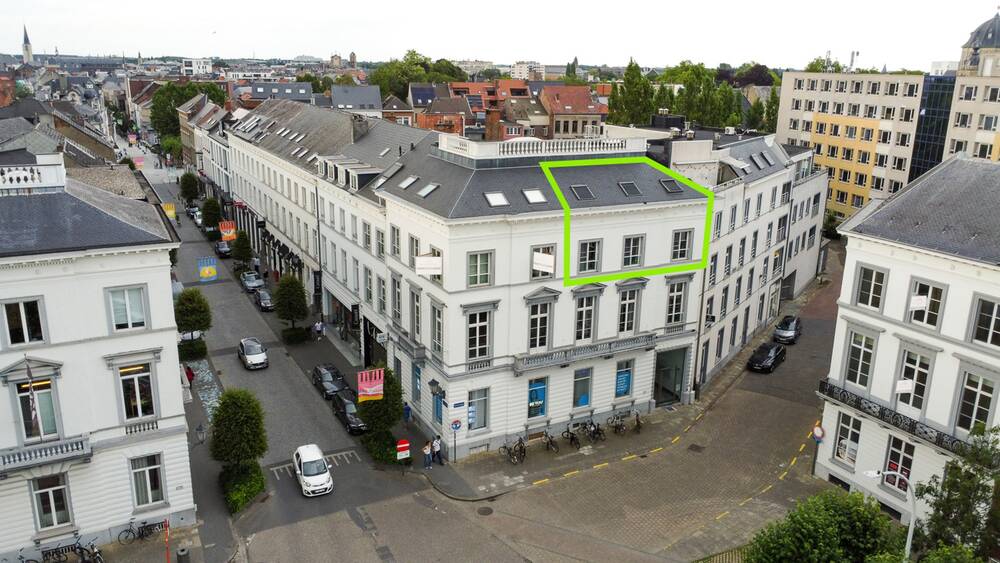 Appartement te  koop in Mechelen 2800 595000.00€ 4 slaapkamers 196.00m² - Zoekertje 167185