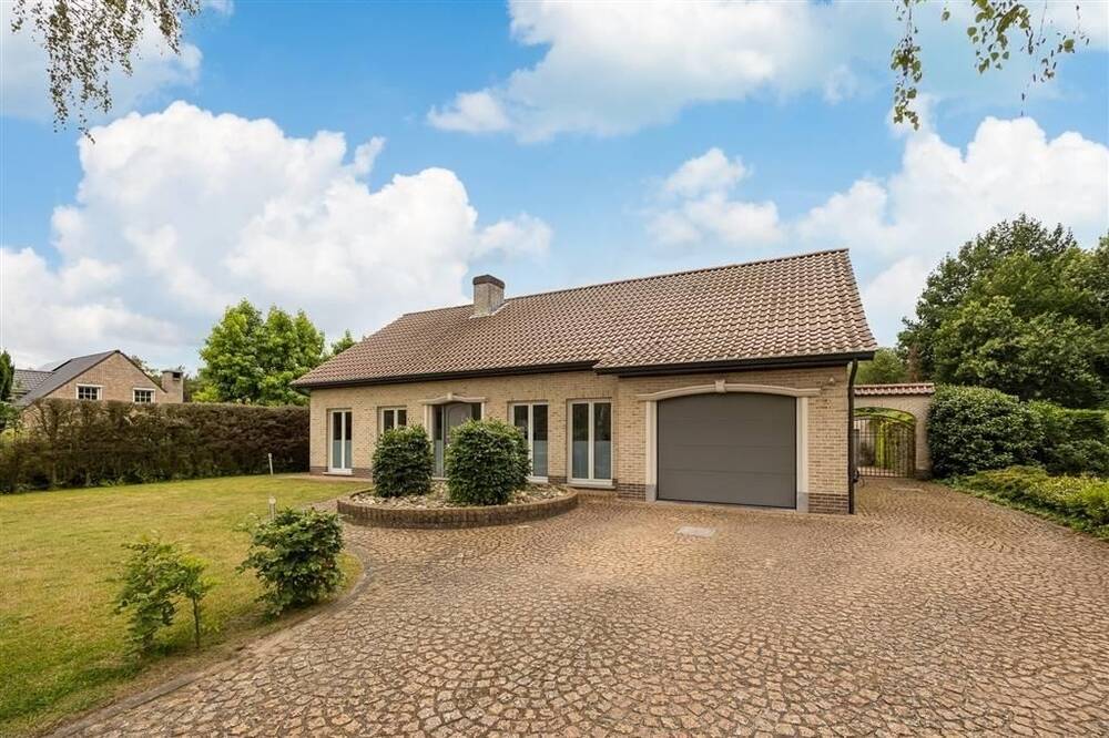 Huis te  koop in Bonheiden 2820 526000.00€ 5 slaapkamers 270.00m² - Zoekertje 168937