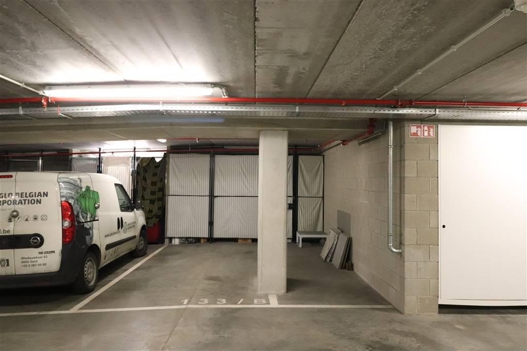 Parking & garage te  koop in Antwerpen 2000 42500.00€  slaapkamers m² - Zoekertje 171288