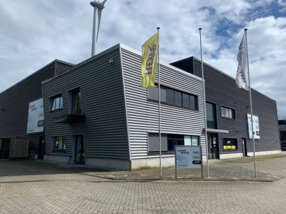 Handelszaak te  huur in Olen 2250 2454.00€  slaapkamers 360.00m² - Zoekertje 176609