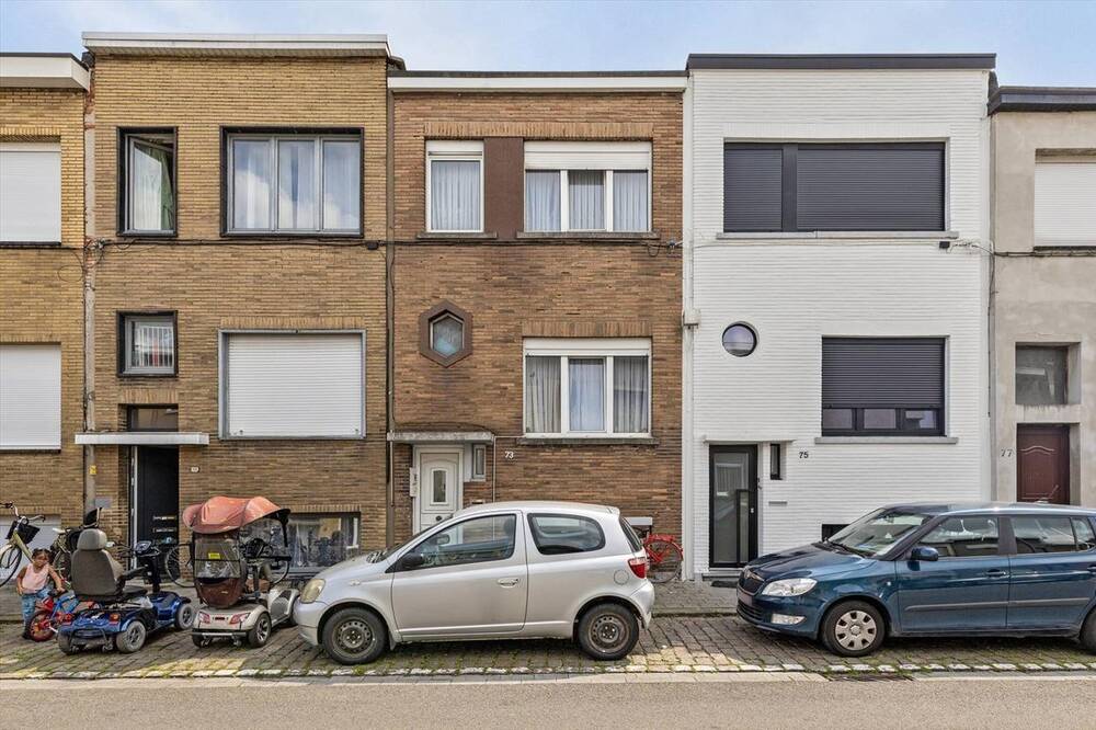 Huis te  in Deurne 2100 335000.00€ 4 slaapkamers 168.00m² - Zoekertje 177950