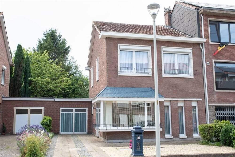 Huis te  koop in Boom 2850 299000.00€ 3 slaapkamers 146.00m² - Zoekertje 182028