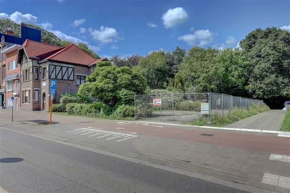 Grond te  koop in Mortsel 2640 350000.00€  slaapkamers m² - Zoekertje 302300