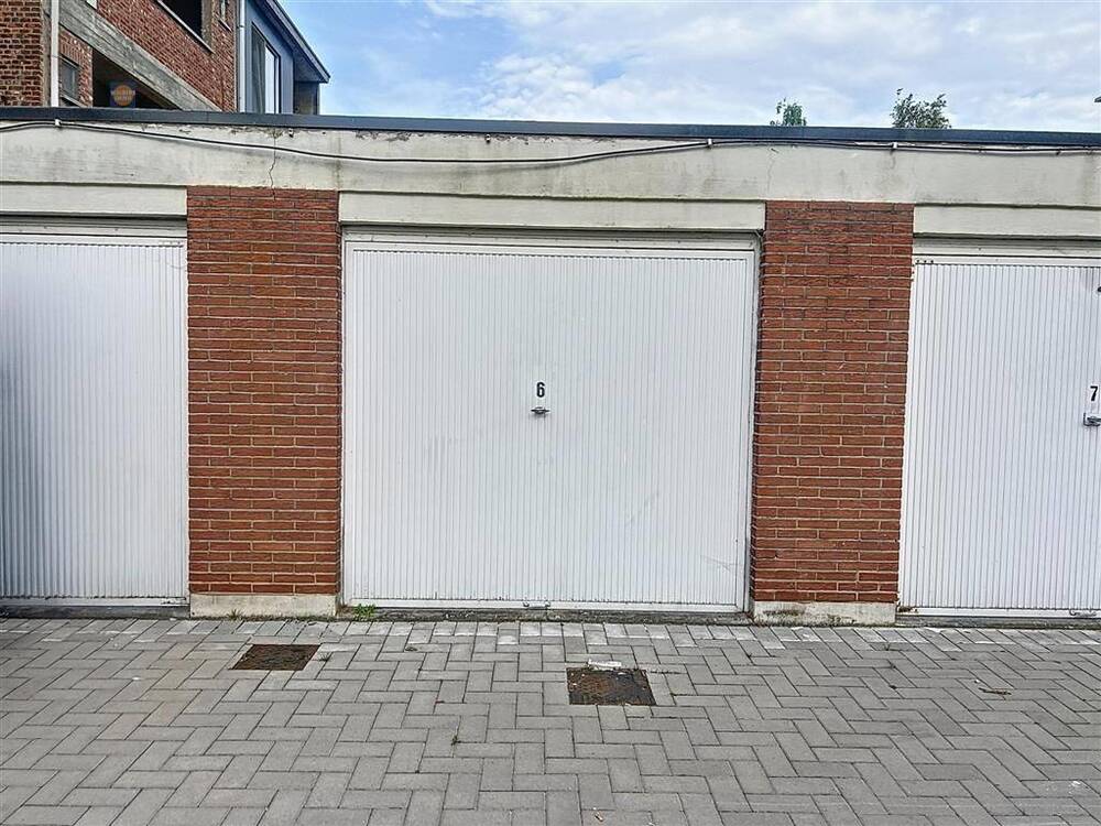 Parking & garage te  koop in Willebroek 2830 23000.00€  slaapkamers m² - Zoekertje 191263