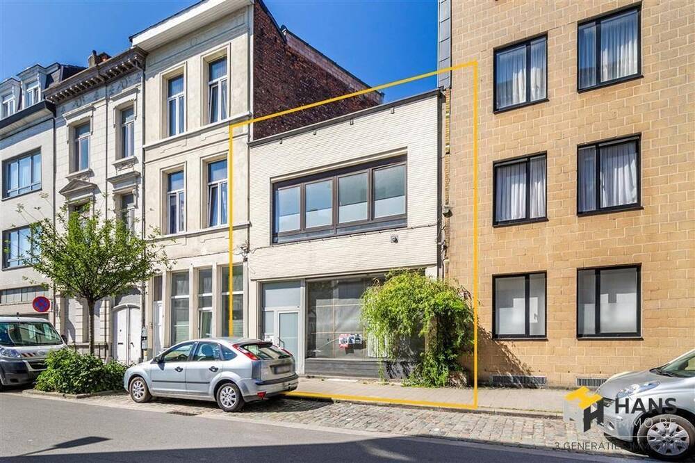 Huis te  koop in Borgerhout 2140 249000.00€  slaapkamers 191.00m² - Zoekertje 195954