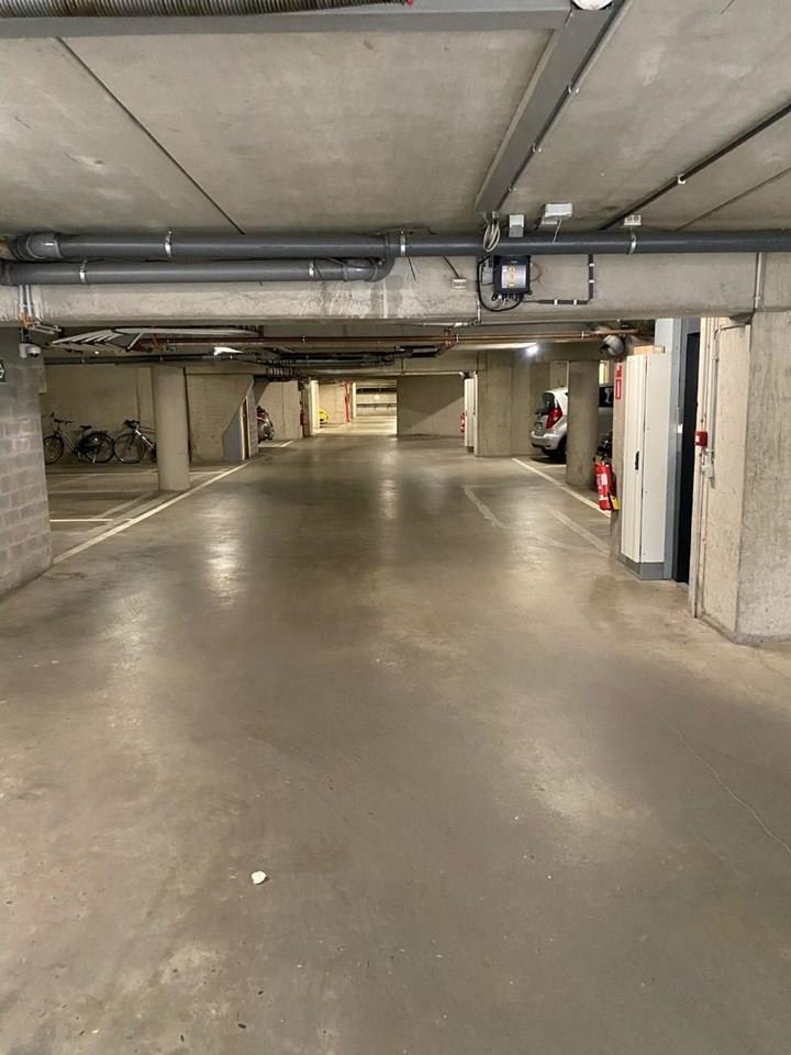 Parking & garage te  koop in Antwerpen 2000 49000.00€  slaapkamers m² - Zoekertje 201655