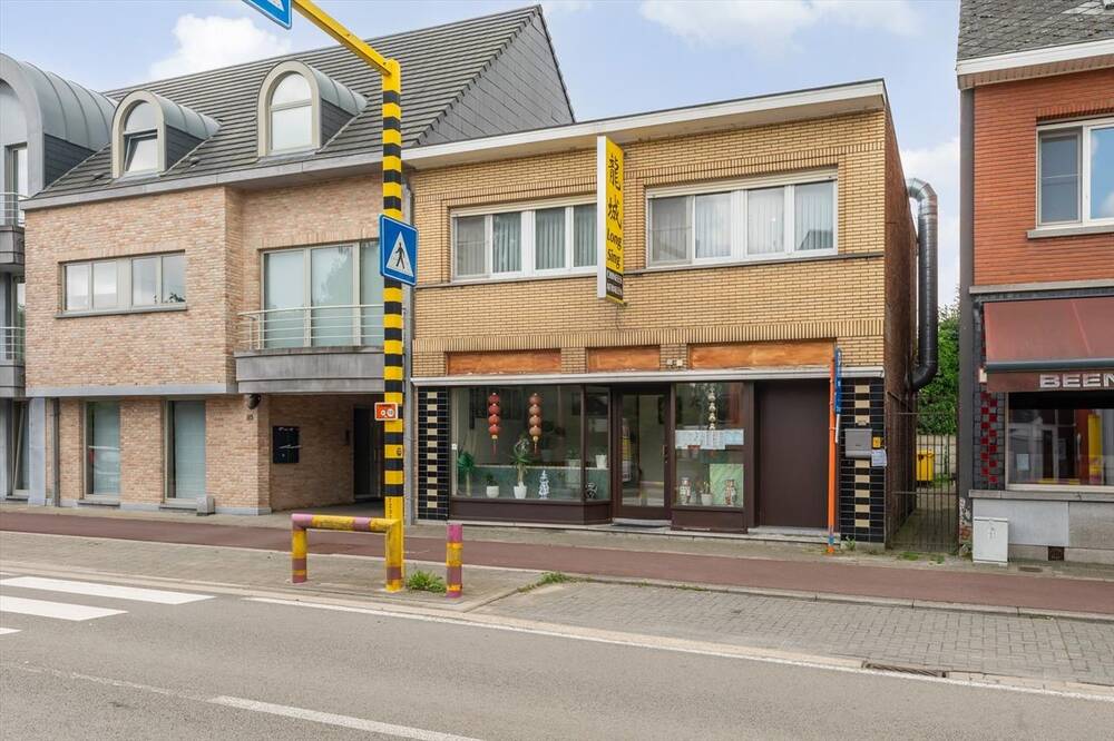 Handelszaak te  koop in Berlaar 2590 295000.00€ 4 slaapkamers m² - Zoekertje 202754