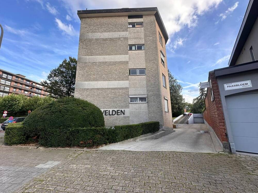 Parking & garage te  koop in Merksem 2170 13500.00€  slaapkamers 13.00m² - Zoekertje 203415