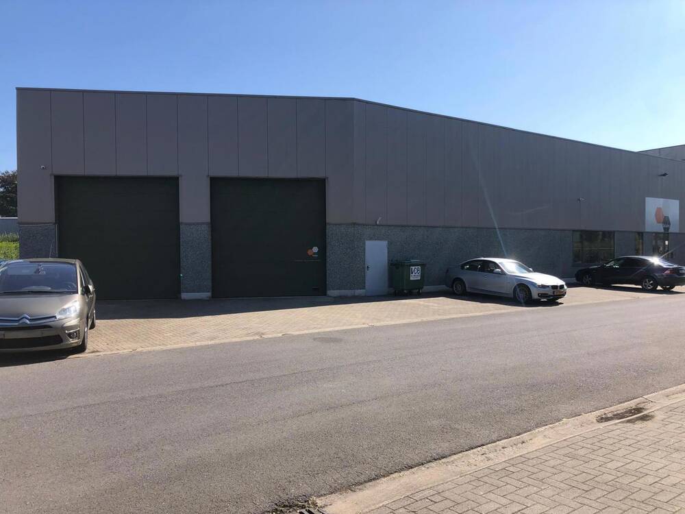 Handelszaak te  huur in Wommelgem 2160 5550.00€  slaapkamers 770.00m² - Zoekertje 202875