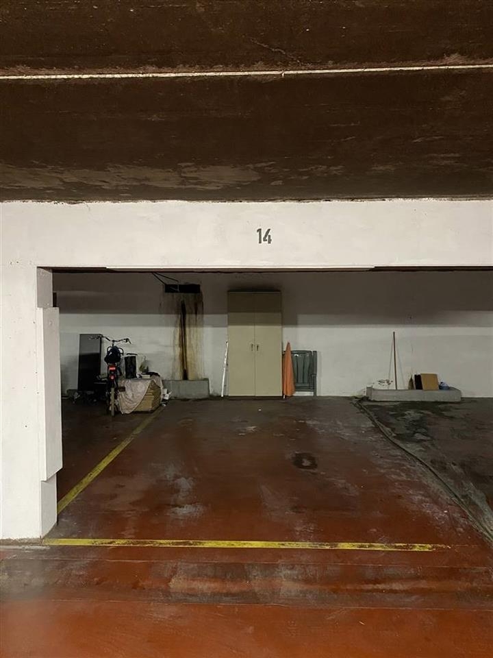 Parking te  koop in Ekeren 2180 20000.00€  slaapkamers m² - Zoekertje 209152