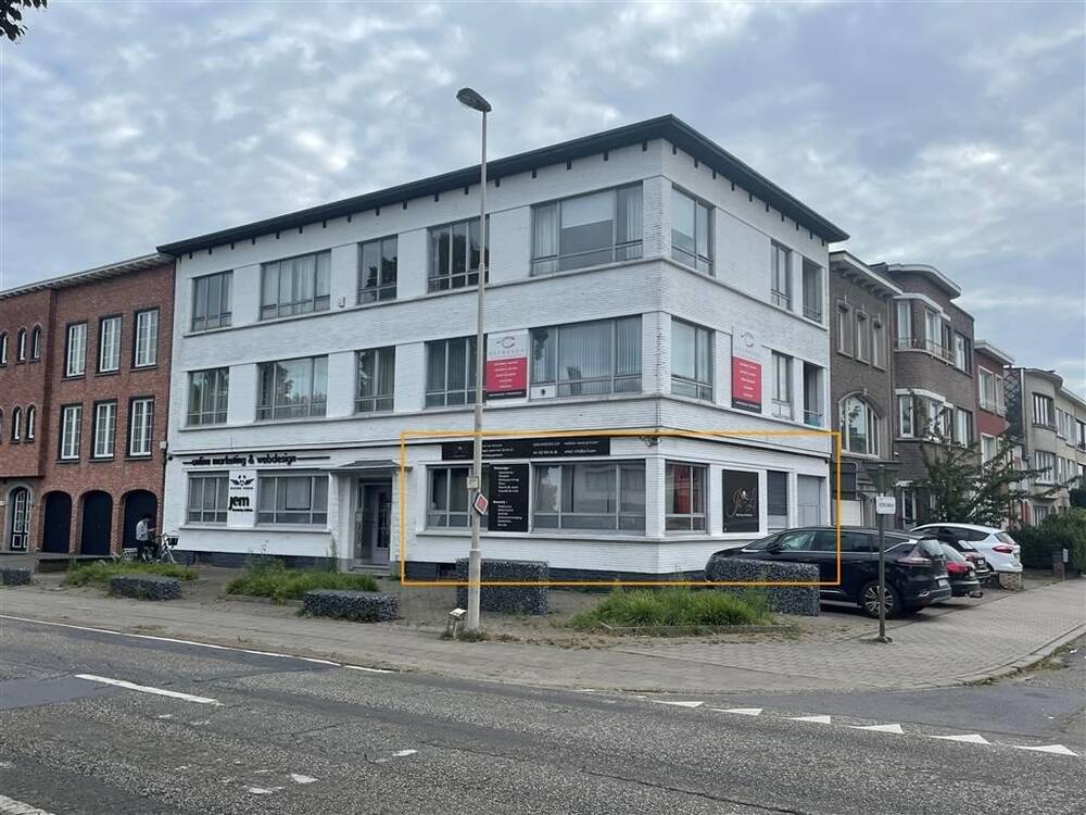 Handelszaak te  huur in Wilrijk 2610 800.00€  slaapkamers 70.00m² - Zoekertje 211699