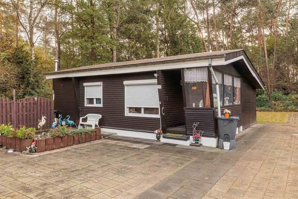 Bungalow te  koop in Lille 2275 79000.00€ 2 slaapkamers 69.00m² - Zoekertje 217228