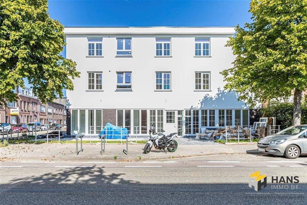 Appartementsgebouw te  koop in Wilrijk 2610 1099000.00€ 6 slaapkamers 322.00m² - Zoekertje 221000