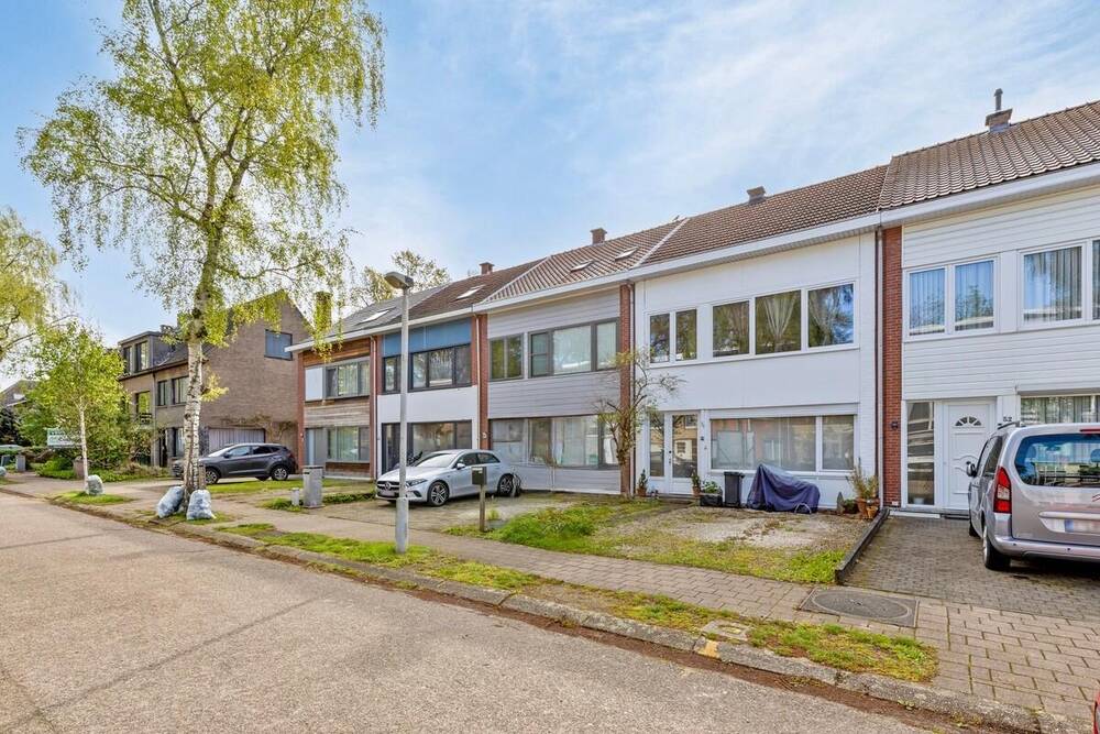 Huis te  koop in Kapellen 2950 319000.00€ 3 slaapkamers 109.00m² - Zoekertje 225380