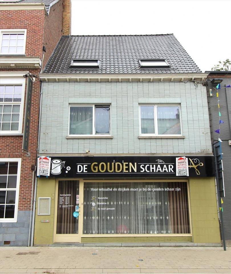 Huis te  in Avelgem 8580 298000.00€ 6 slaapkamers 234.00m² - Zoekertje 226297