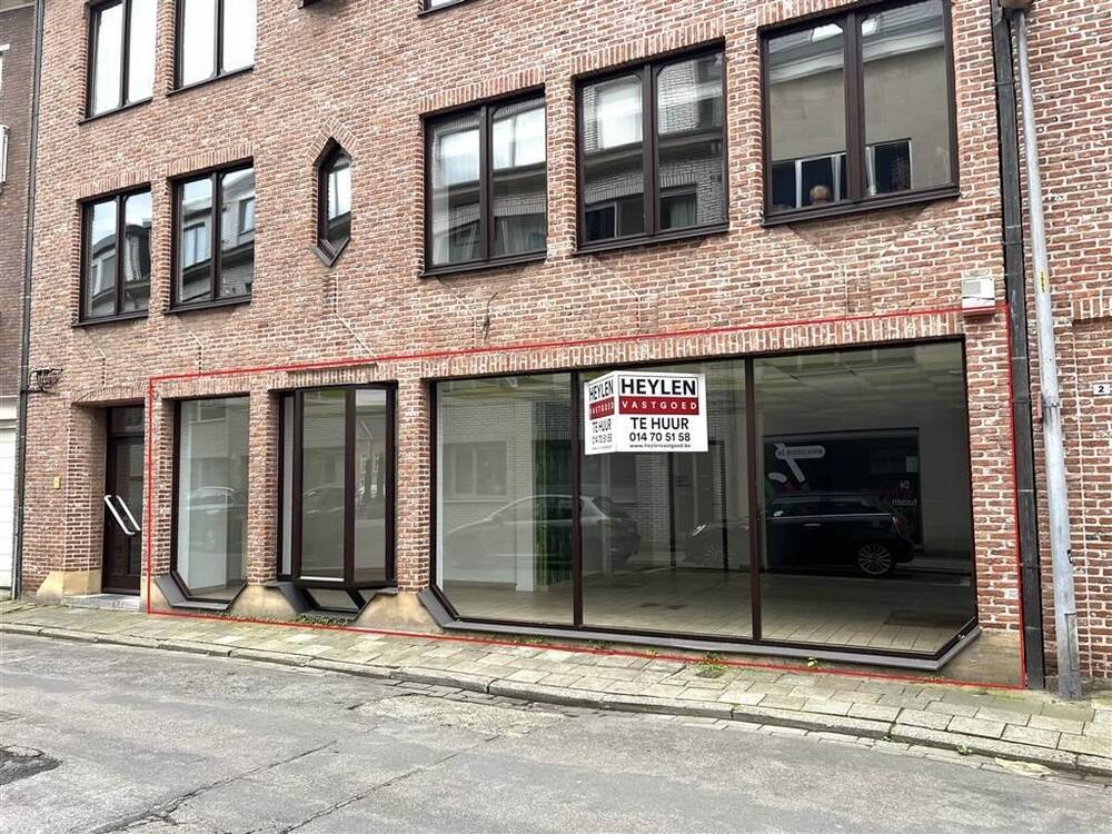 Handelszaak te  huur in Herentals 2200 950.00€  slaapkamers 146.00m² - Zoekertje 228441