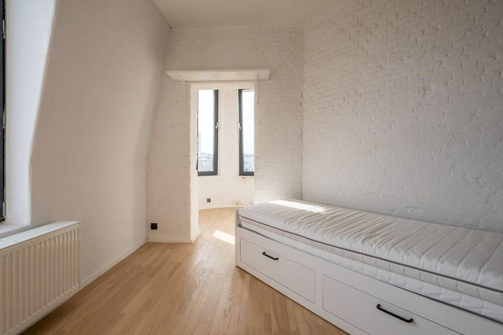 Kot te  huur in Antwerpen 2000 550.00€  slaapkamers 20.00m² - Zoekertje 228728