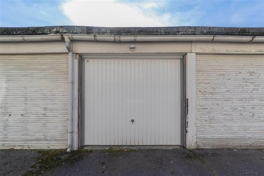 Parking & garage te  koop in Wilrijk 2610 18000.00€  slaapkamers m² - Zoekertje 229822