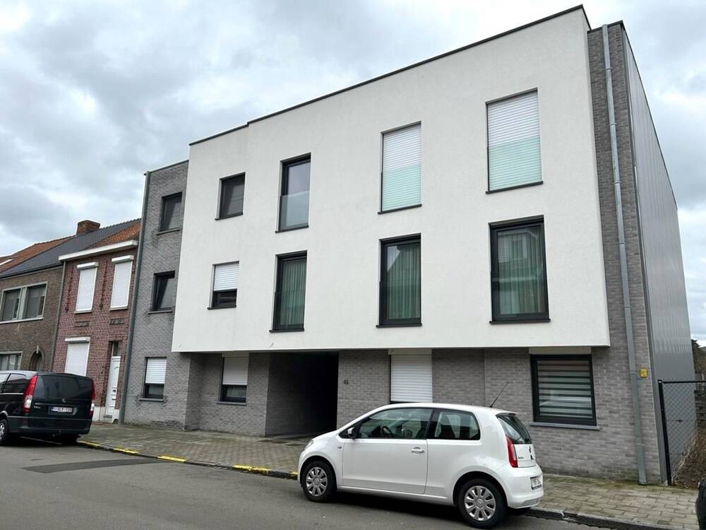 Appartement te  huur in Mol 2400 885.00€ 2 slaapkamers m² - Zoekertje 229580