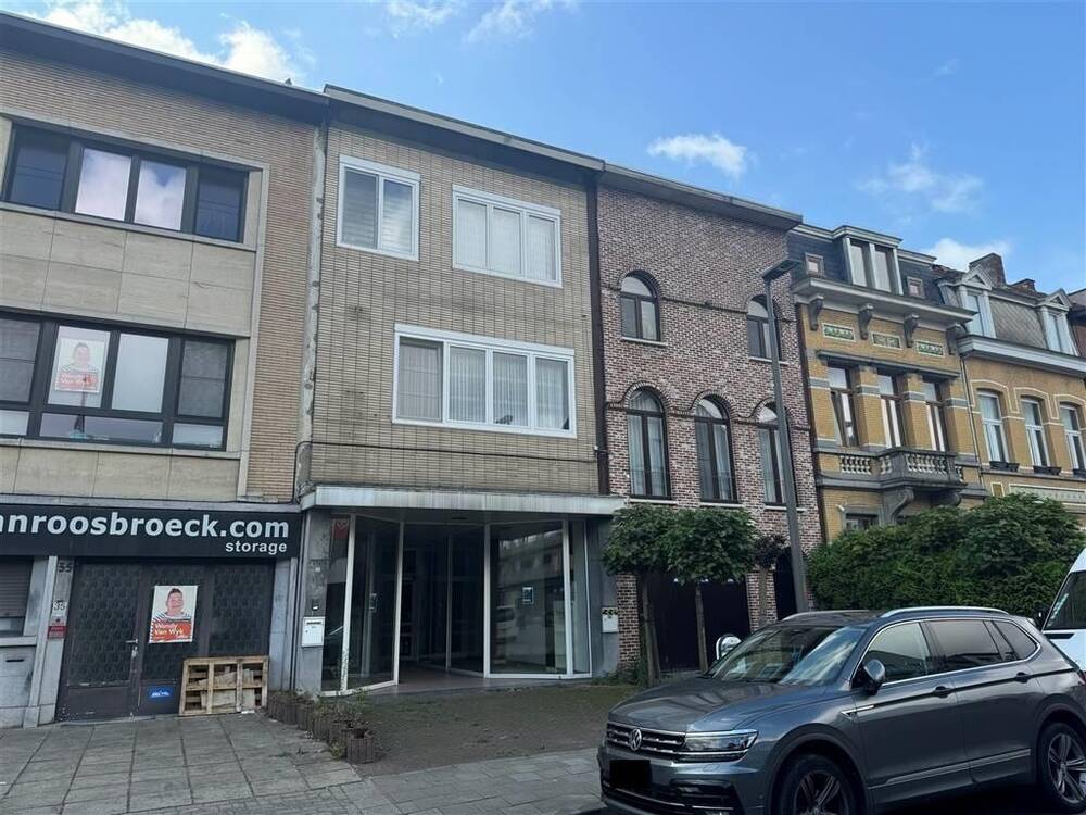 Handelszaak te  koop in Merksem 2170 220000.00€  slaapkamers 235.00m² - Zoekertje 232107