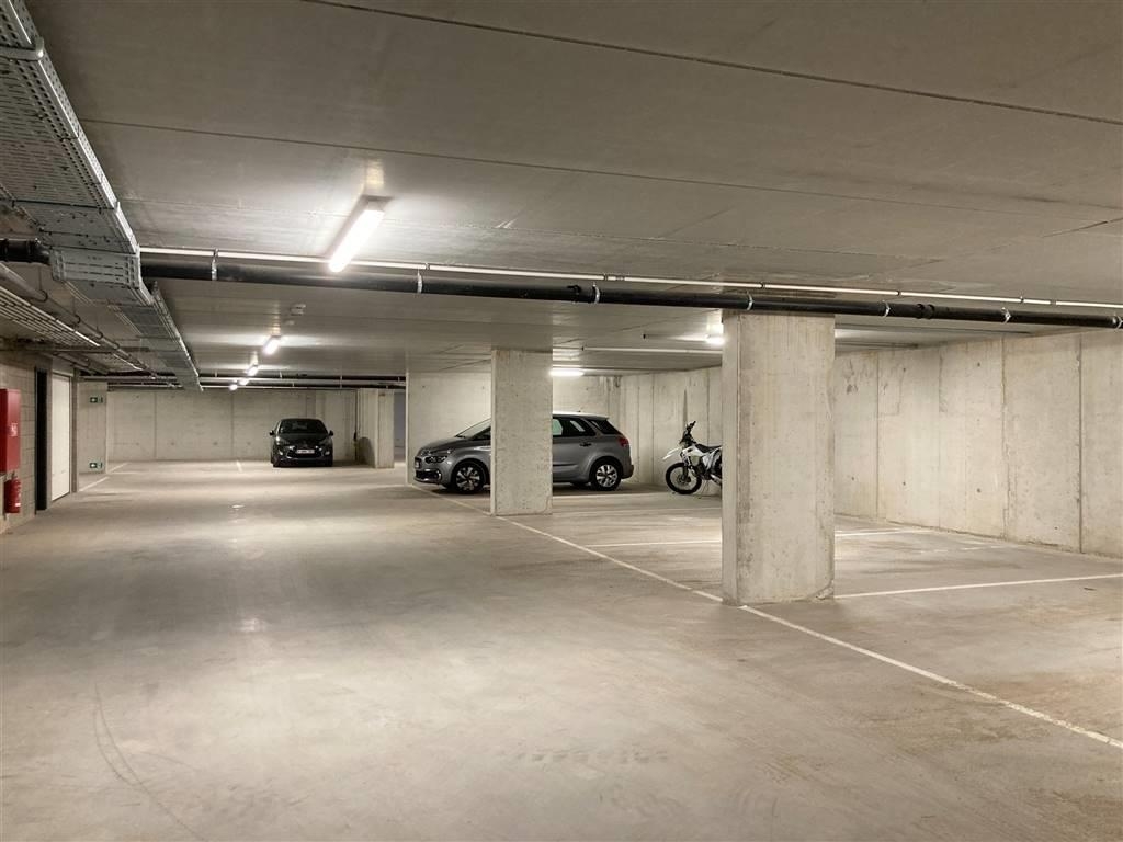 Parking & garage te  koop in Geel 2440 18000.00€  slaapkamers m² - Zoekertje 232408