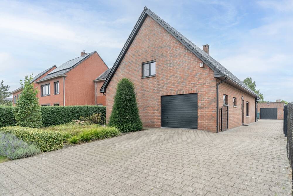 Huis te  koop in Beerse 2340 499000.00€ 4 slaapkamers 224.15m² - Zoekertje 234263