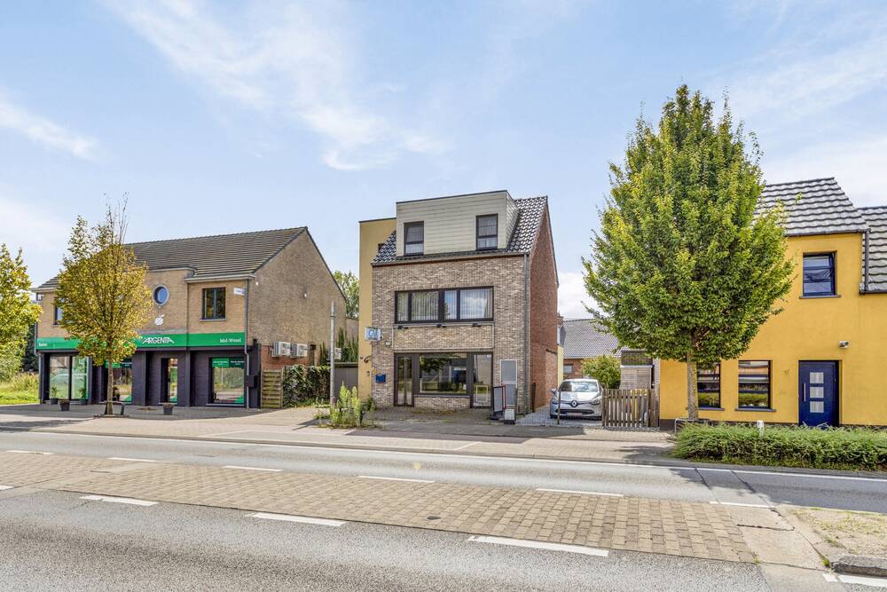 Handelszaak te  koop in Balen 2490 149000.00€  slaapkamers 70.00m² - Zoekertje 234511