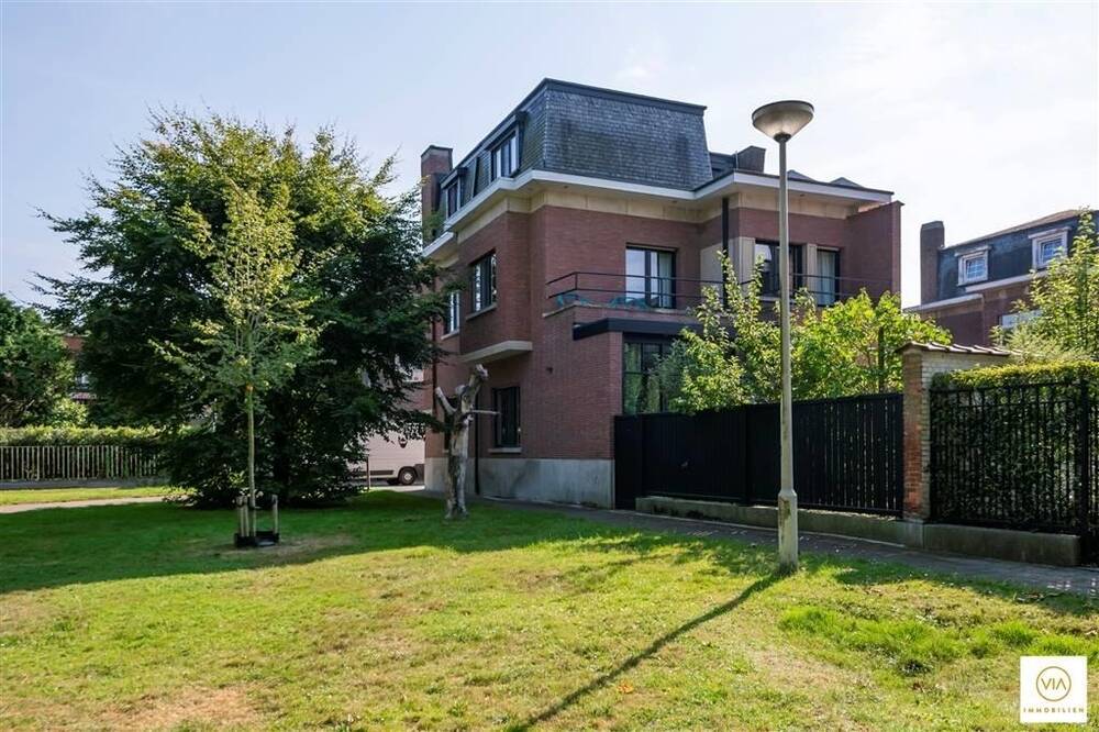 Huis te  koop in Antwerpen 2020 950000.00€ 4 slaapkamers 241.00m² - Zoekertje 241822