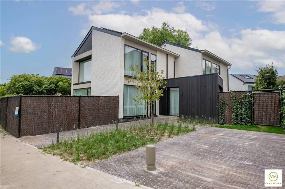 Villa te  koop in Edegem 2650 1290000.00€ 4 slaapkamers 264.00m² - Zoekertje 244227