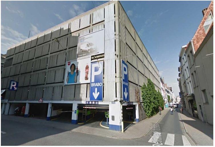 Parking & garage te  koop in Antwerpen 2000 320000.00€  slaapkamers m² - Zoekertje 245729