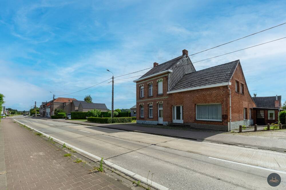 Huis te  koop in Booischot 2221 299000.00€ 6 slaapkamers 262.00m² - Zoekertje 249423