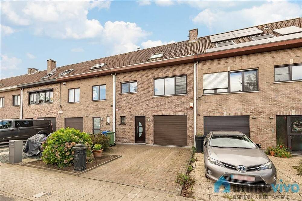 Huis te  koop in Wilrijk 2610 409000.00€ 5 slaapkamers 185.00m² - Zoekertje 253198