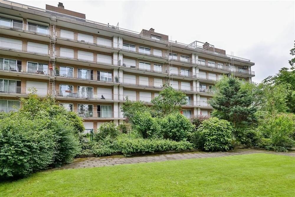 Appartement te  koop in Berchem 2600 310000.00€ 2 slaapkamers 122.00m² - Zoekertje 254595