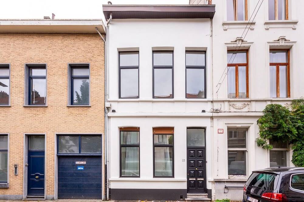 Huis te  koop in Berchem 2600 475000.00€ 5 slaapkamers 189.00m² - Zoekertje 255923