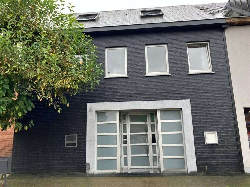 Triplex te  huur in Olen 2250 1120.00€ 3 slaapkamers 204.00m² - Zoekertje 260386